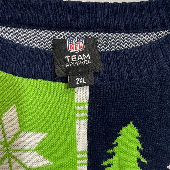Seattle Seahawks Sweater, BRAND NEW WITH TAGS! - Picture 4 of 8